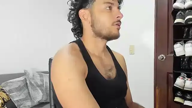 tuyo1995 online show from 03/13/25, 05:50