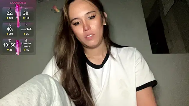 MeganTheRarest online show from 06/18/26, 03:27
