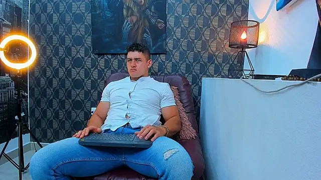 Leonsmoron online show from 01/09/26, 11:28