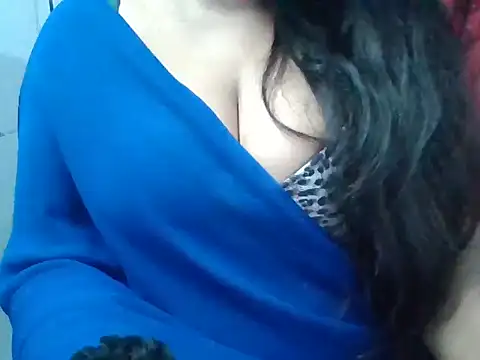 Snapshot of Roopshikha39 chatting on 12/21/24, 08:10 Roopshikha39 online show from 12/21/24, 08:10