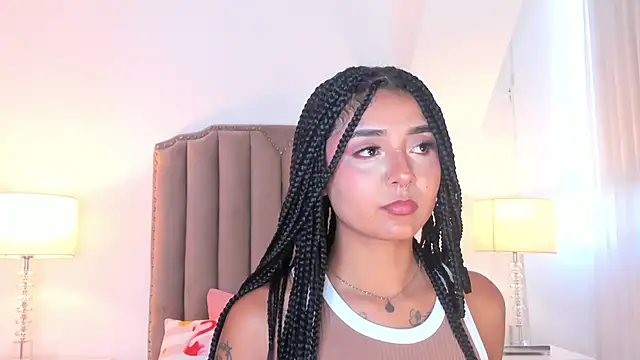 Emma Torres   online show from 03/16/26, 12:09