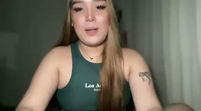 Snapshot of MissCataleyaxxx chatting on 01/04/25, 11:11 MissCataleyaxxx online show from 01/04/25, 11:11