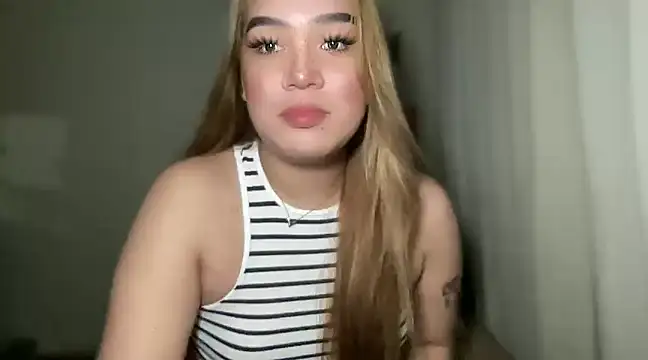 Snapshot of MissCataleyaxxx chatting on 01/09/25, 01:39 MissCataleyaxxx online show from 01/09/25, 01:39