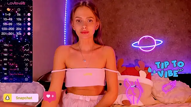 Snapshot of madina_taher chatting on 01/15/25, 12:36 madina taher online show from 01/15/25, 12:36