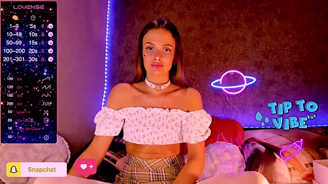 Snapshot of madina_taher chatting on 01/26/25, 08:45 madina taher online show from 01/26/25, 08:45