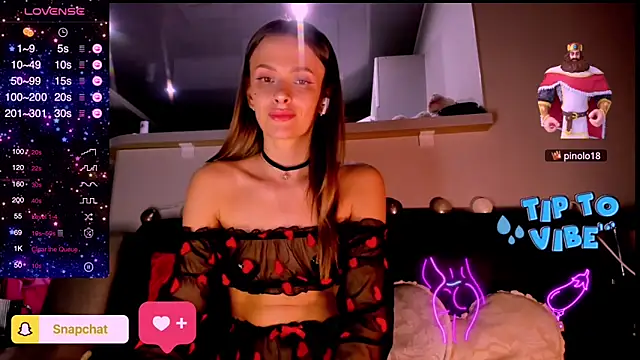 Snapshot of madina_taher chatting on 02/06/25, 01:49 madina taher online show from 02/06/25, 01:49