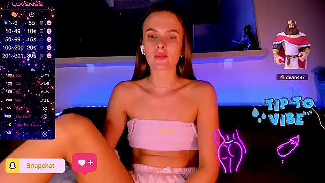 Snapshot of madina_taher chatting on 02/19/25, 09:25 madina taher online show from 02/19/25, 09:25