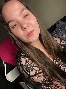 Var Kiss online show from 09/28/25, 01:49