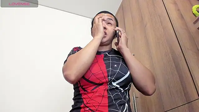 Bessie32 online show from 04/11/26, 10:41