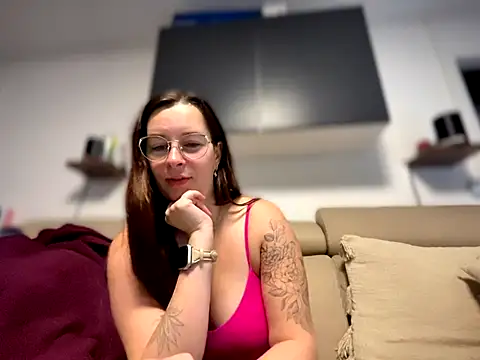 Amai Live online show from 11/14/25, 08:24