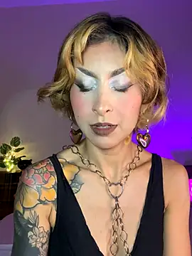 Cinamoonn online show from 10/07/25, 06:27