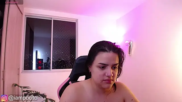 Snapshot of pocitox chatting on 02/12/25, 02:03 pocitox online show from 02/12/25, 02:03