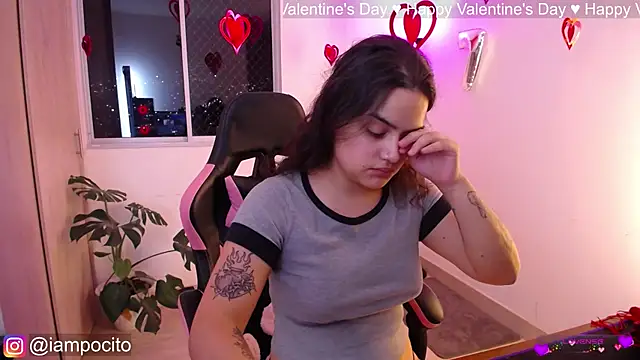 Snapshot of pocitox chatting on 02/19/25, 02:12 pocitox online show from 02/19/25, 02:12