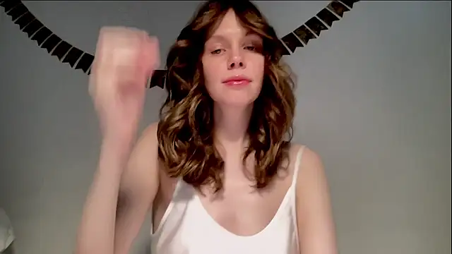 Nikki Mimimi online show from 01/11/25, 10:19