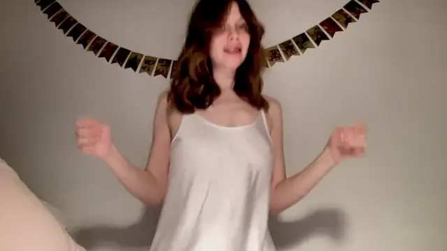 Nikki Mimimi online show from 01/11/25, 01:22