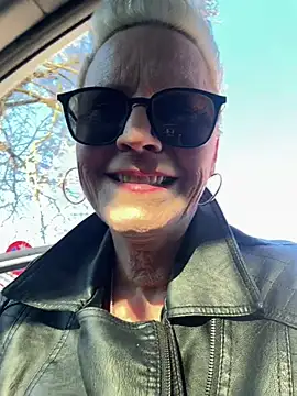 German Milf online show from 03/18/25, 04:04