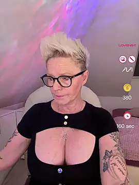 Snapshot of German_Milf chatting on 04/29/26, 12:53 German Milf online show from 04/29/26, 12:53