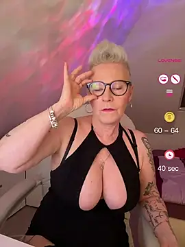 Snapshot of German_Milf chatting on 05/16/26, 12:48 German Milf online show from 05/16/26, 12:48
