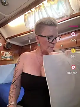 Snapshot of German_Milf chatting on 07/17/26, 09:05 German Milf online show from 07/17/26, 09:05