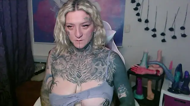 SLOPPYTITSS online show from 02/12/26, 01:00