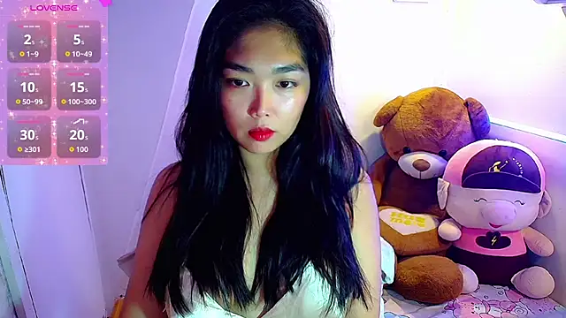 TR4NSCUTI3 online show from 09/26/25, 06:56