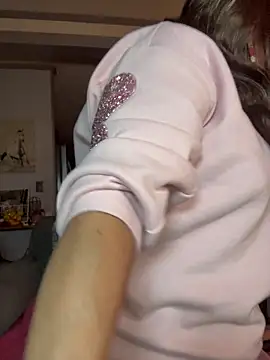 cowgirlc online show from 02/04/26, 03:34