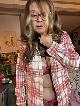 cowgirlc online show from 02/06/26, 03:44