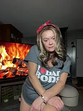 cowgirlc online show from 02/11/26, 03:44