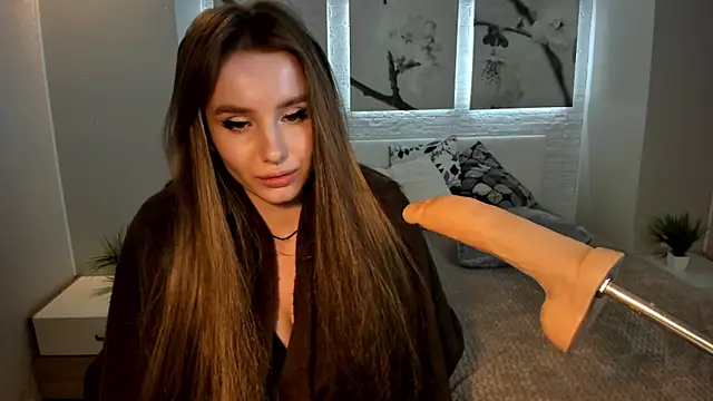 Betty June online show from 12/17/24, 04:01