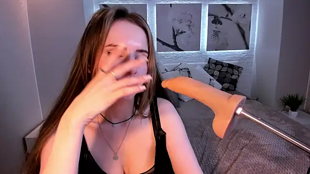 Betty June online show from 12/24/24, 03:27