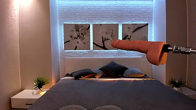 Betty June online show from 10/05/25, 08:51