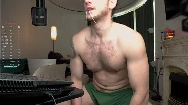 Snapshot of VIktorSecret chatting on 06/20/26, 04:15 VIktorSecret online show from 06/20/26, 04:15
