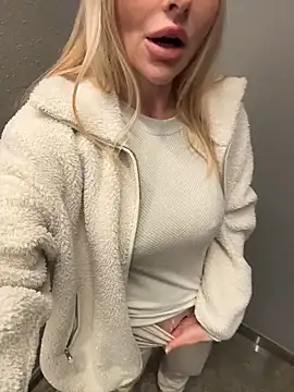 EmaSalis online show from 11/27/25, 08:16