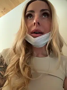 EmaSalis online show from 03/27/26, 01:22