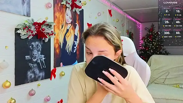 Misss Vikk online show from 12/21/25, 02:19