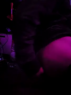 Snapshot of mommyslittlefemboy chatting on 03/23/25, 07:53 mommyslittlefemboy online show from 03/23/25, 07:53