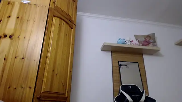 Lisakisss online show from 03/18/26, 07:50