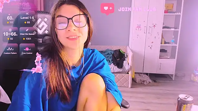 MollyLollipop online show from 10/30/25, 07:10