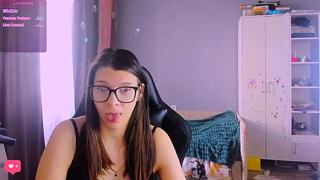 MollyLollipop online show from 03/11/26, 07:25