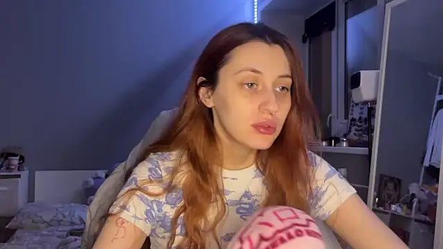 Uniarten online show from 12/14/25, 06:34