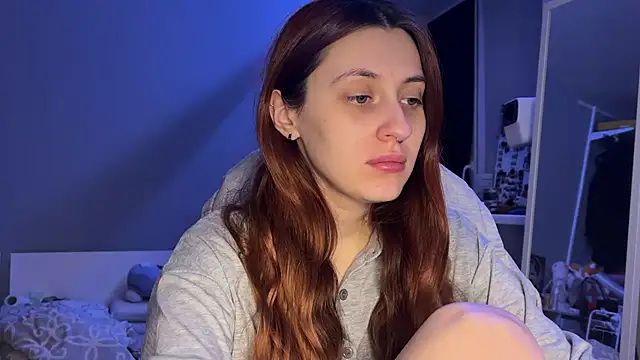 Uniarten online show from 04/12/26, 06:13