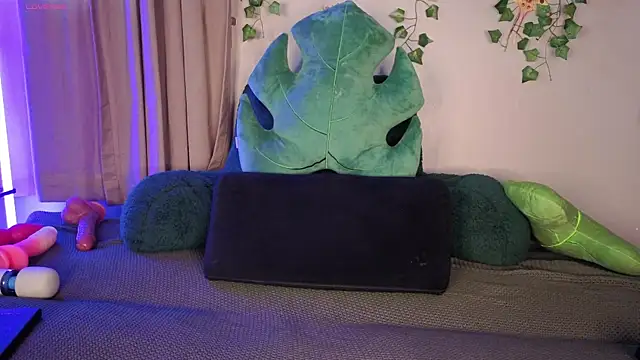 AnnaGingerDD online show from 02/28/26, 11:50