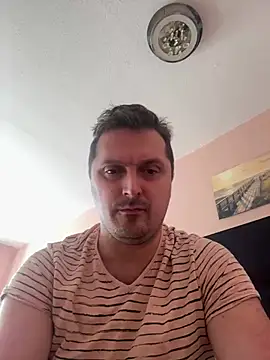 Snapshot of Corle124 chatting on 02/28/25, 01:36 Corle124 online show from 02/28/25, 01:36