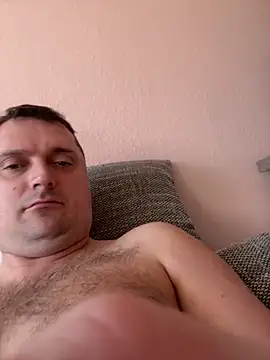 Snapshot of Corle124 chatting on 11/06/25, 01:01 Corle124 online show from 11/06/25, 01:01