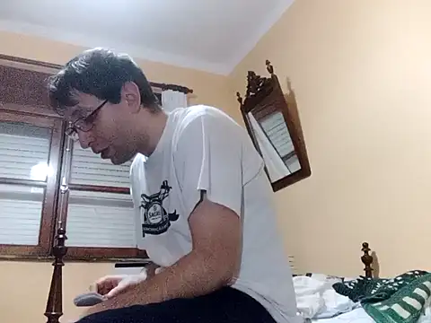 Snapshot of White_rabbit_ chatting on 12/06/24, 09:02 White rabbit  online show from 12/06/24, 09:02