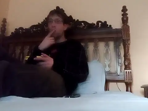 Snapshot of White_rabbit_ chatting on 01/14/25, 04:18 White rabbit  online show from 01/14/25, 04:18