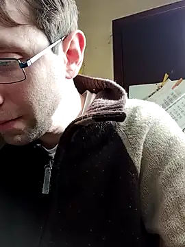 Snapshot of White_rabbit_ chatting on 02/06/25, 02:58 White rabbit  online show from 02/06/25, 02:58