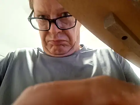 Snapshot of Razorhoof767 chatting on 10/02/25, 08:10 Razorhoof767 online show from 10/02/25, 08:10