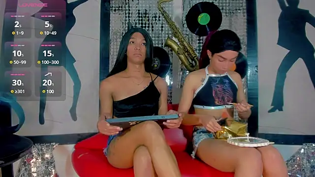 nickyminach  online show from 02/12/25, 07:24