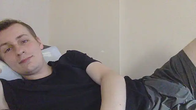 Snapshot of your_andy chatting on 09/09/25, 06:13 your andy online show from 09/09/25, 06:13